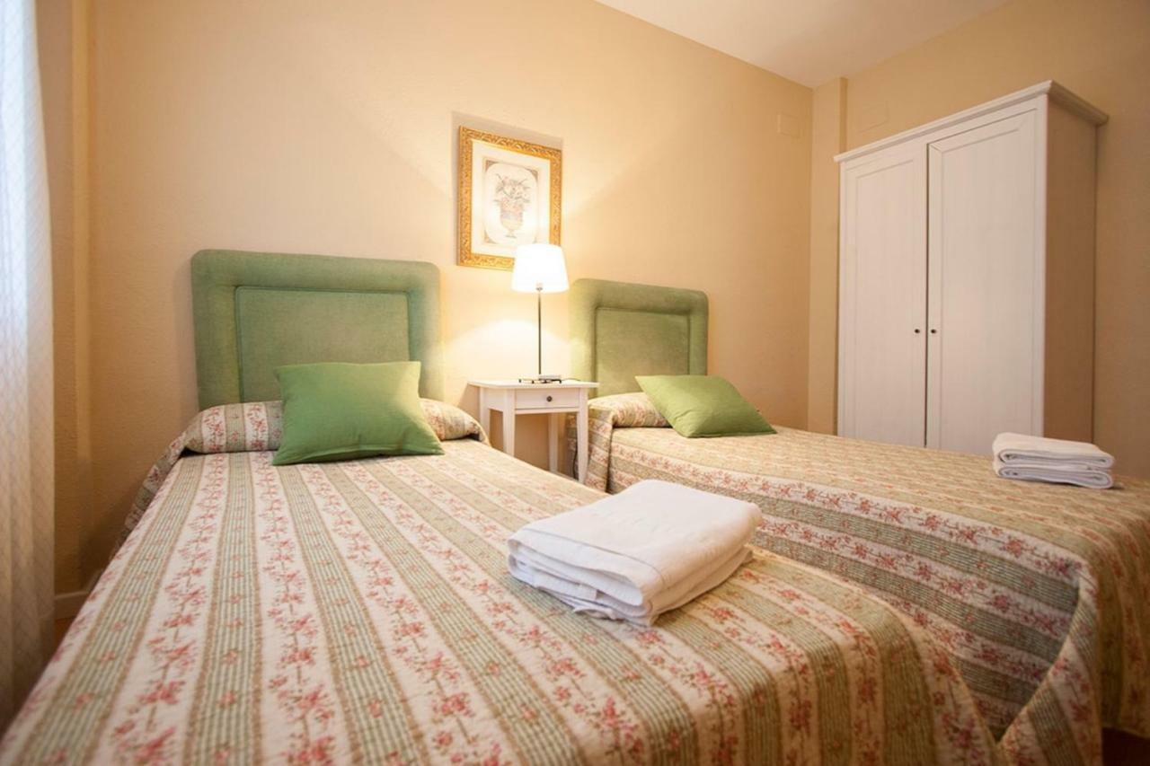 Апартаменты Macarena Flat Севилья Экстерьер фото